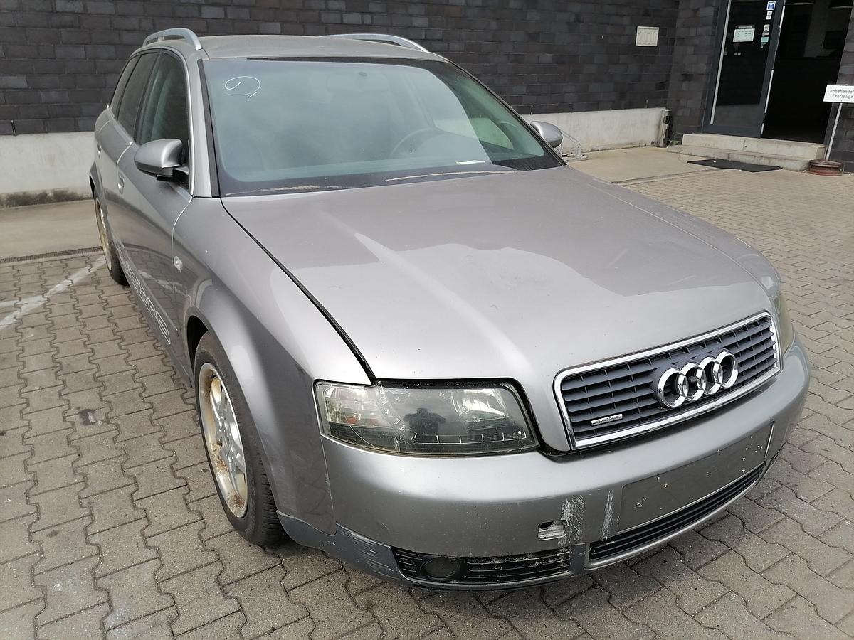 Audi A4 8E Rohtür hinten rechts LY7Q Atlasgrau Avant BJ01-04